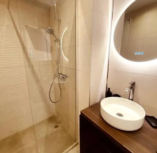 En Centre-ville 아파트 생타볼트